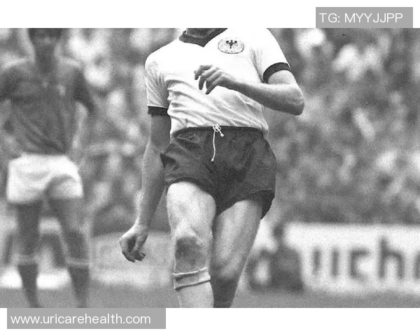 足坛传奇人物的崛起与荣耀：从草根到世界舞台的奋斗历程