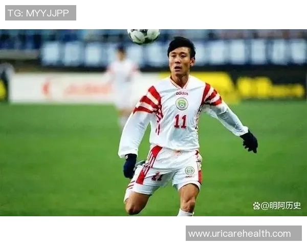 高峰足球运动员的辉煌生涯与他对中国足球发展的深远影响