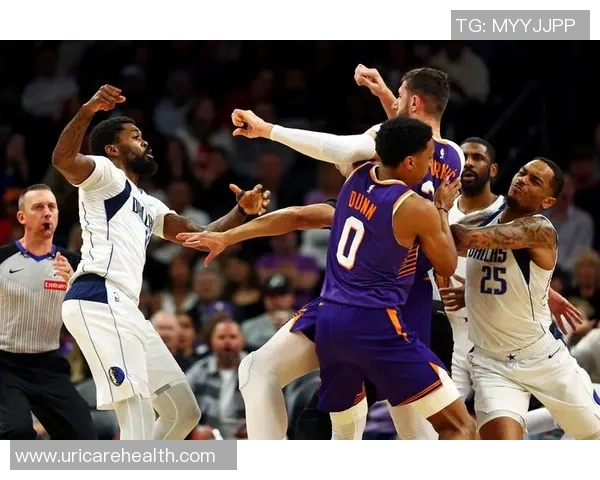 2019年NBA常规赛勇士队与太阳队精彩对决回顾与分析